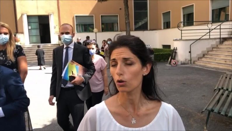 Aule scuola in istituto religioso a Roma, Raggi visita stabile