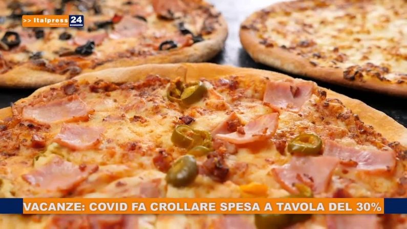 Vacanze, Covid fa crollare spesa a tavola del 30%