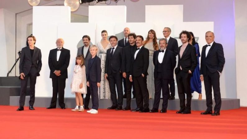 Venezia, successo per il film “Padrenostro” prodotto da Tendercapital