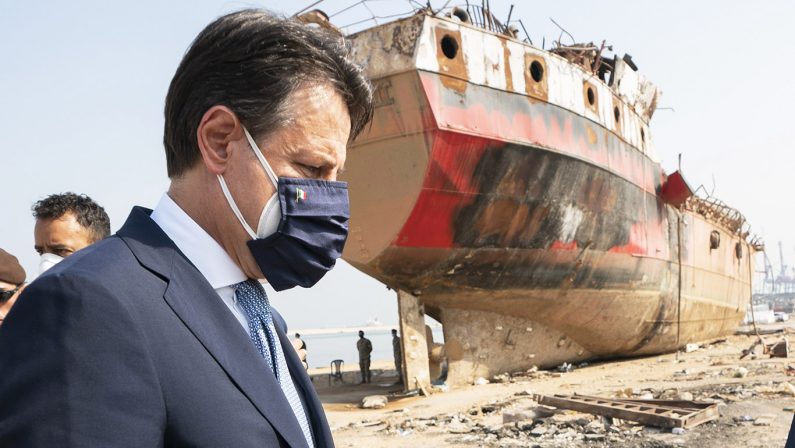 Conte a Beirut “Italia in prima linea per la ricostruzione”
