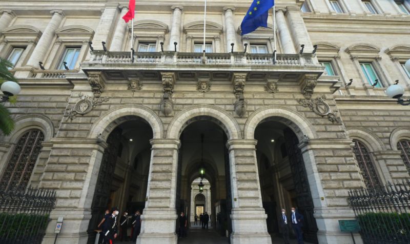 Bankitalia, a luglio in crescita prestiti a settore privato