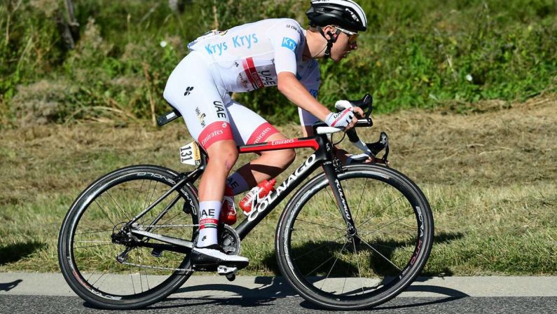 Pogacar vince la 15^ tappa del Tour ma Roglic è sempre più in giallo