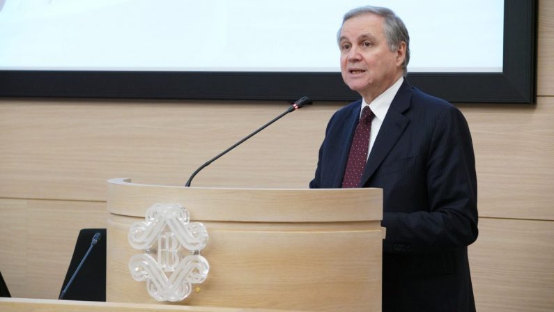 Visco “Più che una banca pubblica serve una P.A. efficiente”