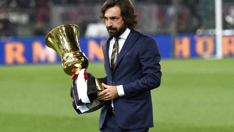 Pirlo “Aspettiamo l’attaccante, difficile che arrivi Suarez”