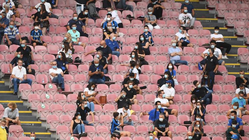 Accordo Governo-Regioni: mille spettatori per le partite di Serie A