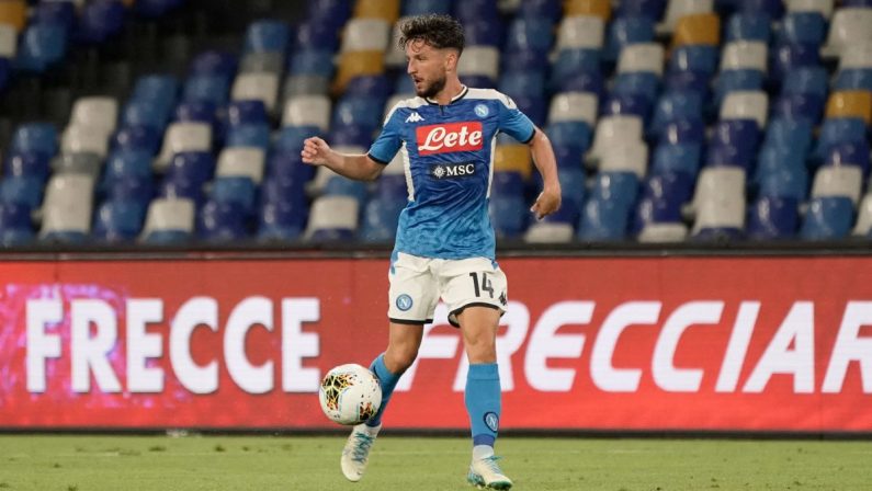 Napoli vincente all’esordio in campionato, Parma battuto per 2-0