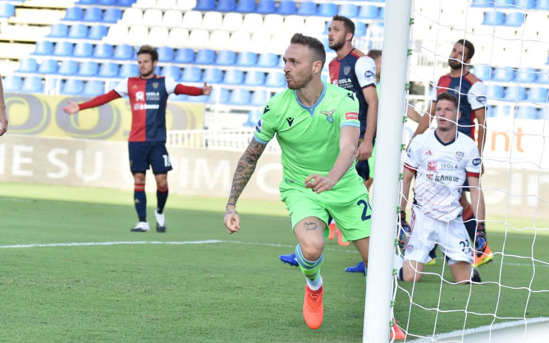 La Lazio vince 2-0 a Cagliari, in gol Lazzari e Immobile