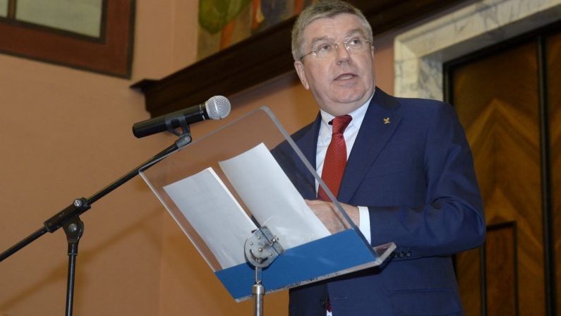 Bach boccia la riforma dello sport, scontro Cio-Spadafora