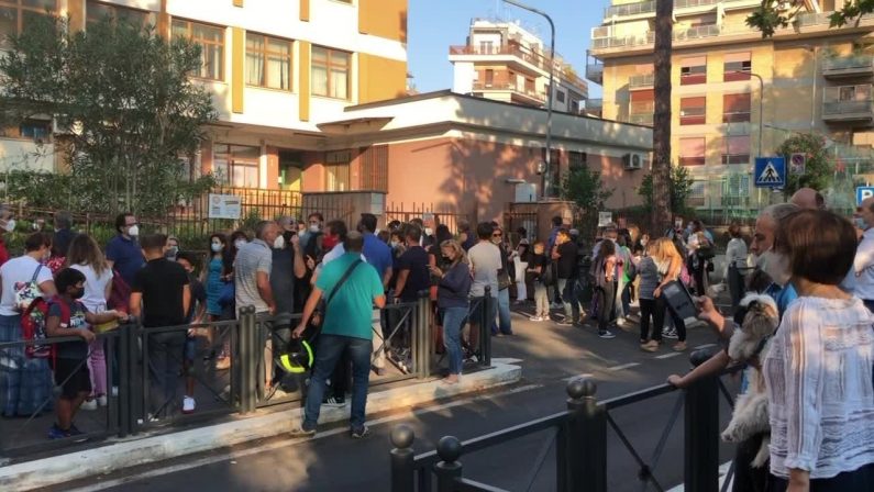 Primo giorno di scuola, a Roma ingressi scaglionati