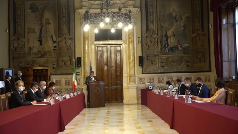 Arera, servizi pubblici hanno garantito continuità nel lockdown