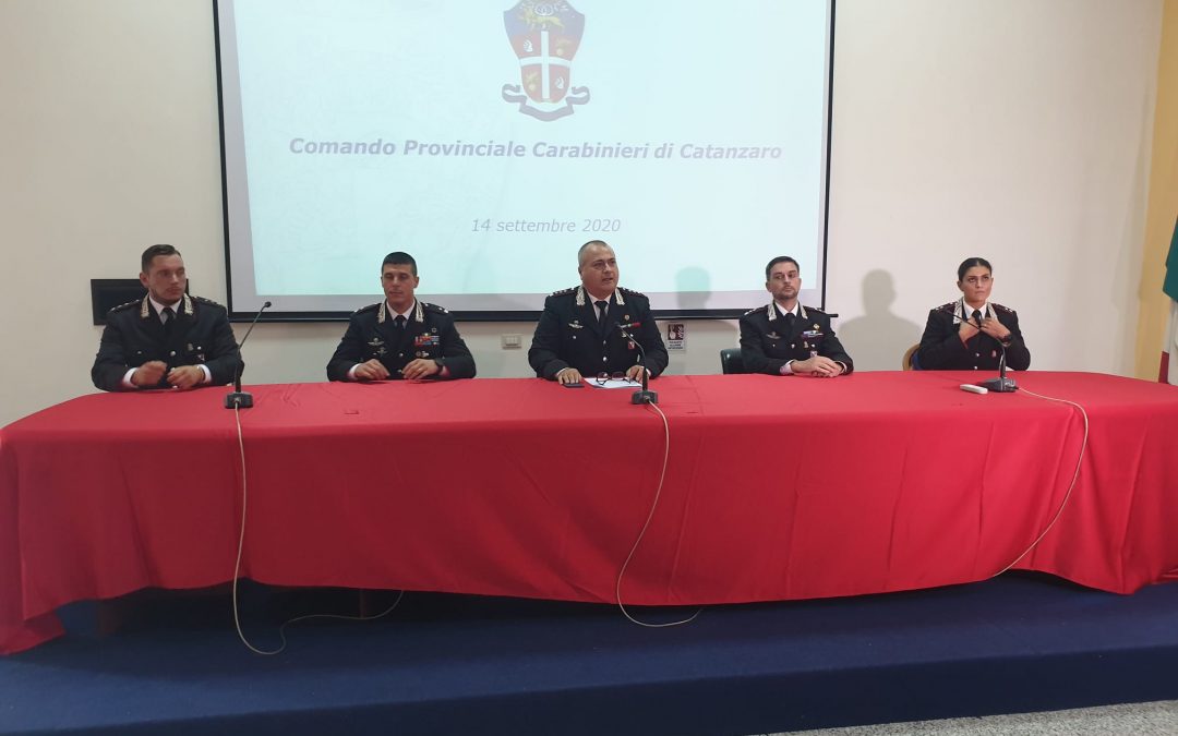 La presentazione dei nuovi ufficiali. Da sinistra: Cipriano, Bruscià, Montanaro, Molinari e Basilicata