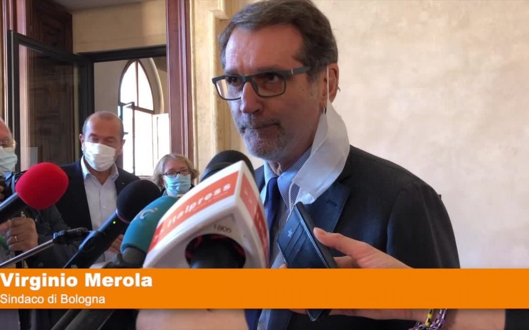 Bologna, mascherine obbligatorie in centro nel week end