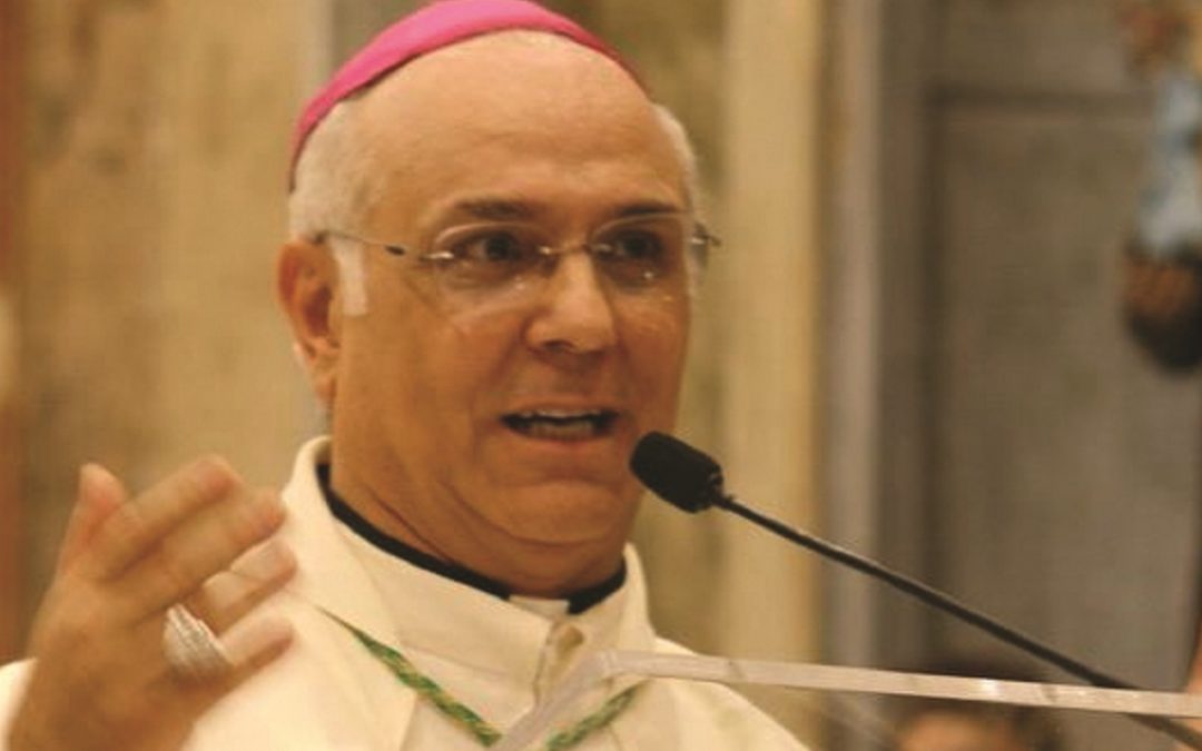 L'arcivescovo monsignore Vincenzo Bertolone