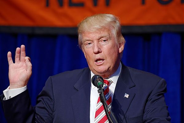 Coronavirus, Trump ricoverato “Penso stia andando bene”