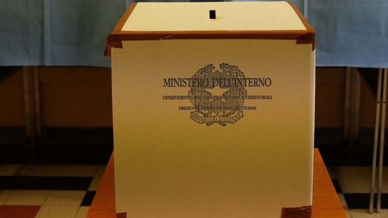 Amministrative, urne aperte per i ballottaggi