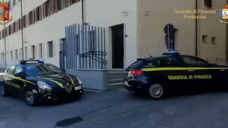 Spaccio di droga ed estorsione, 40 indagati tra Lazio e Campania