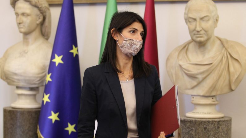Coronavirus, Raggi risultata negativa dopo test
