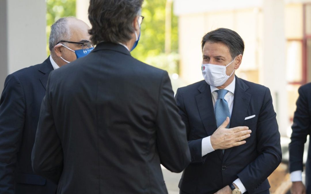 Coronavirus, nel nuovo decreto obbligo di mascherina anche all’aperto