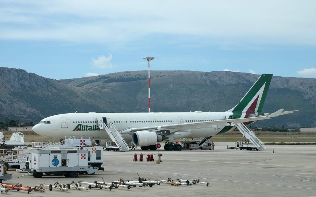 Alitalia, firmato il decreto per la Newco
