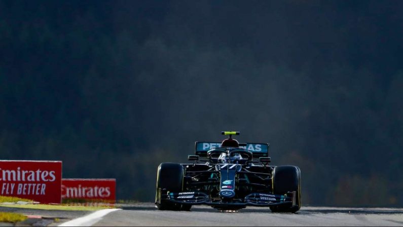 Formula 1, Bottas in pole al Nurburgring, Leclerc conquista la seconda fila