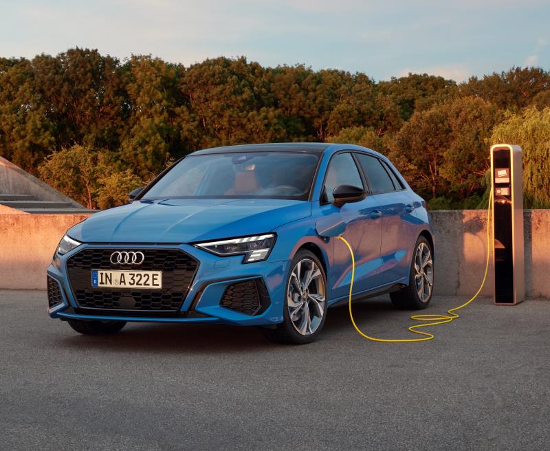 Al via prevendita di nuova Audi A3 Sportback plug-in hybrid