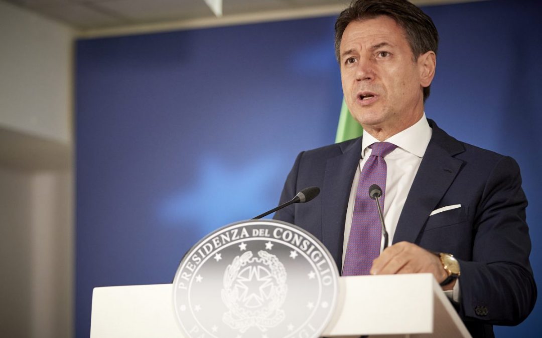 Coronavirus, Conte “Chiudere le scuole non è la soluzione migliore”