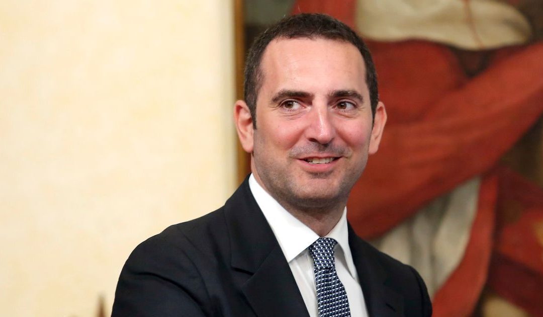 Il ministro Vincenzo Spadafora