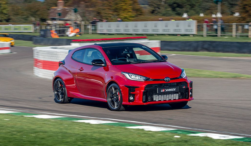 Toyota GR Yaris debutta in pista alla Goodwood Speedweek