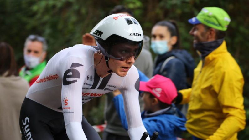 Cerny vince la 19^ tappa del Giro, Kerlderman resta in rosa