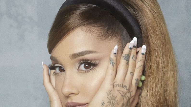 Ariana Grande, arriva il nuovo singolo “Positions”