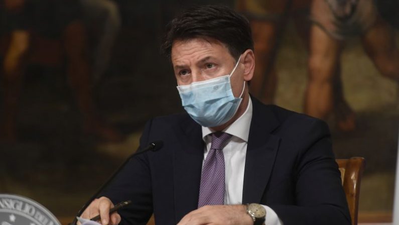 Conte “In primavera confidiamo di essere fuori da pandemia”