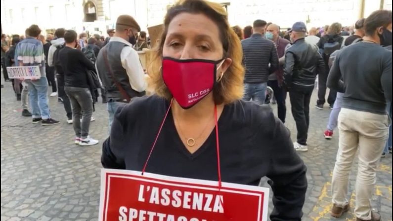 Attori in piazza a Napoli, Mazza “Vogliamo tutele e riconoscimento”