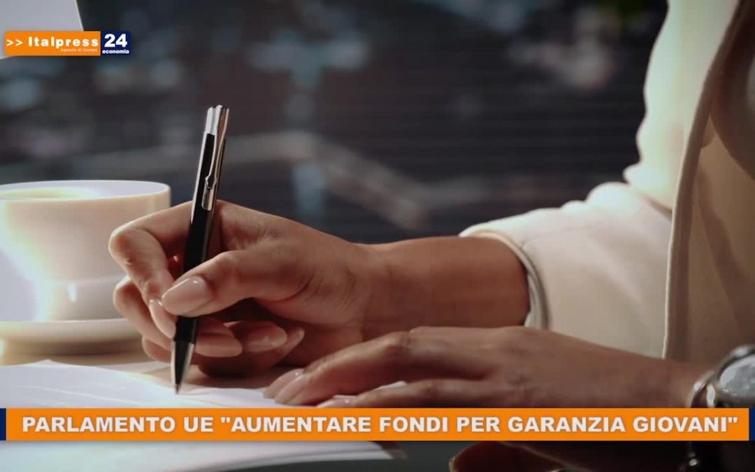 Parlamento Ue “Aumentare fondi per garanzia giovani”