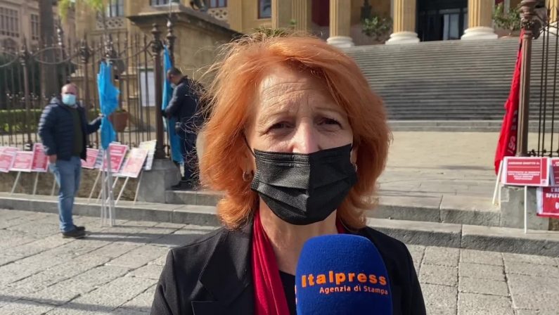 Coronavirus, a Palermo protesta mondo dello spettacolo