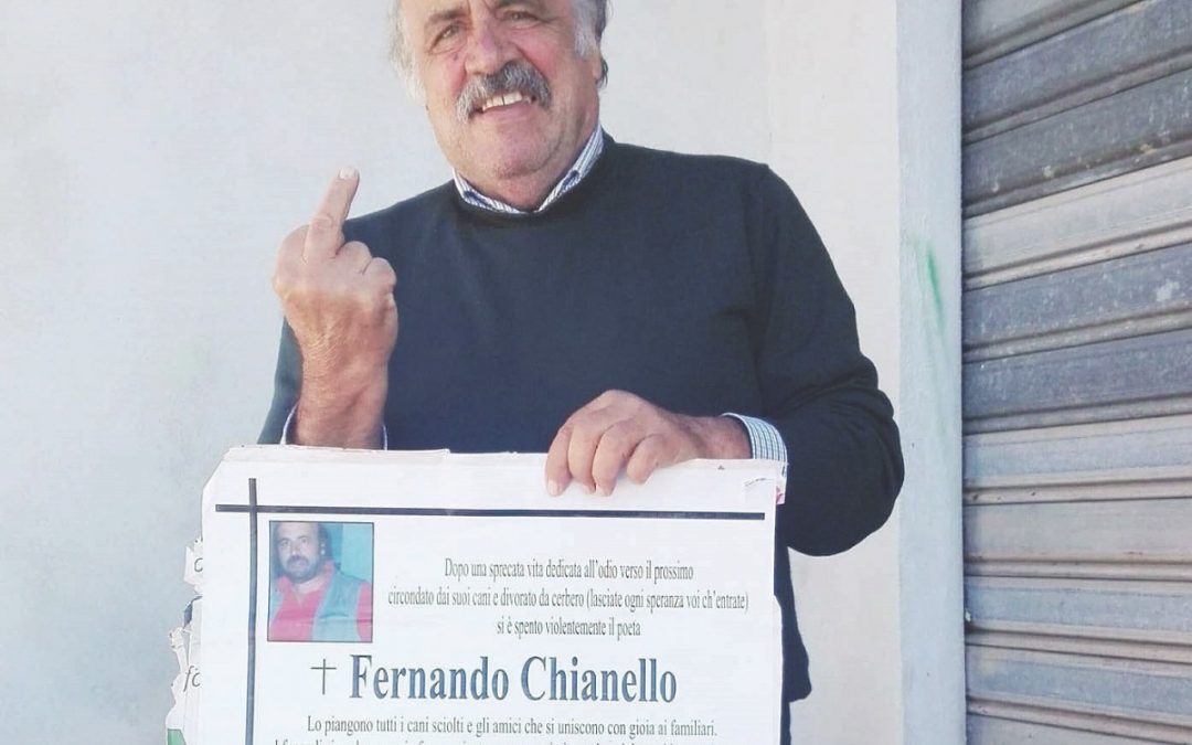 Fernando Chianello col suo manifesto funebre