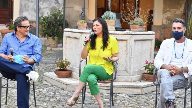 Roberta Santelli: «Il progetto di Muccino deve riprendere»