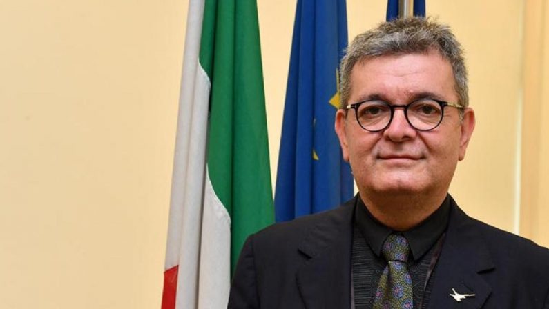 Coronavirus, in Calabria continua la didattica a distanza: nuova ordinanza del presidente Spirlì