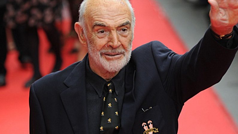 Muore a 90 anni Sean Connery, protagonista di mezzo secolo di cinema mondiale