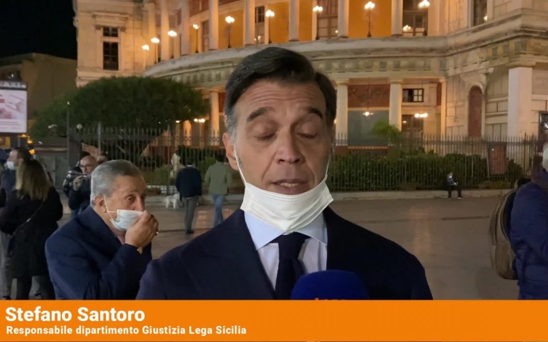 Coronavirus, sit-in a Palermo contro chiusure alle 18