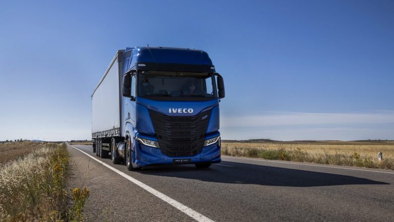 Accordo Fpt Industrial-Iveco-Snam per la decarbonizzazione dei trasporti