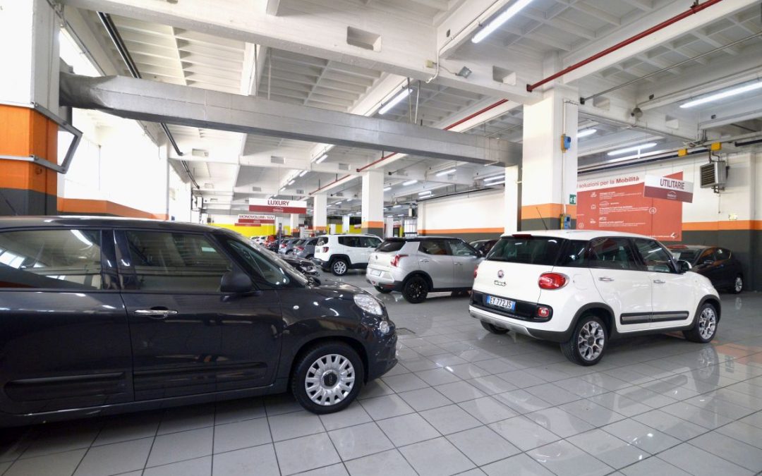 Regolarmente aperte le concessionarie auto anche nelle zone rosse