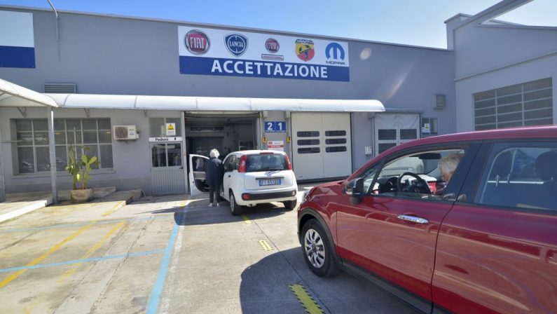 Concessionarie e officine aperte anche nelle zone rosse