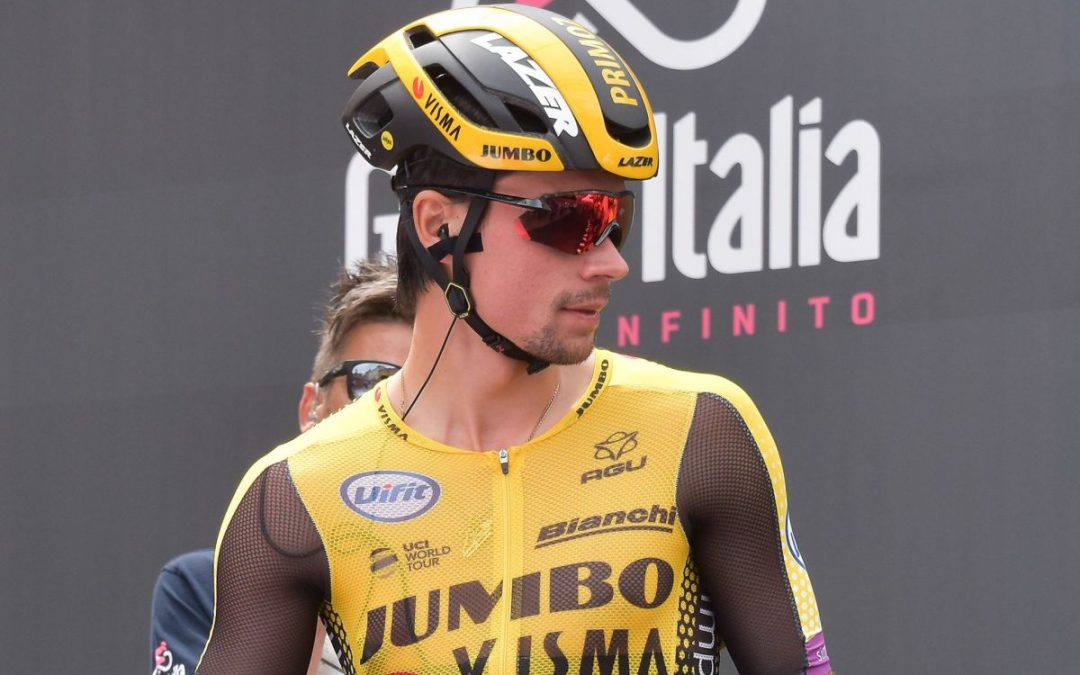 Roglic vince la Vuelta, ultima tappa premia Ackermann