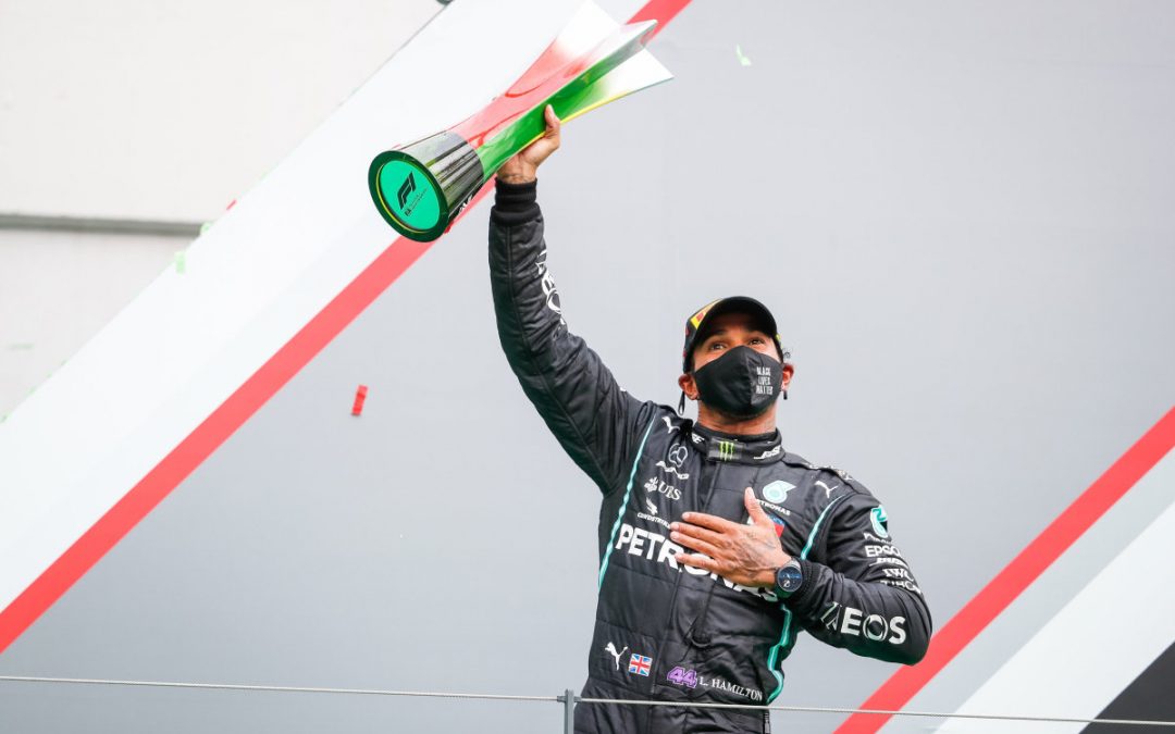 Hamilton trionfa al Gp di Turchia, settimo titolo mondiale in carriera