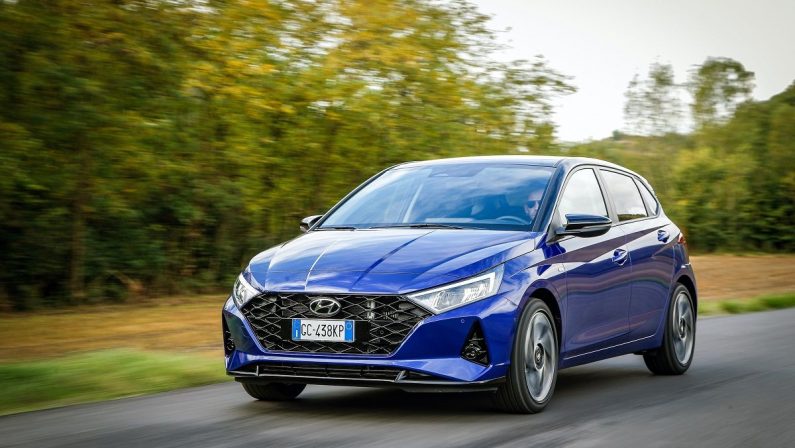 Nuova Hyundai i20 Hybrid, ricca di contenuti tecnologici
