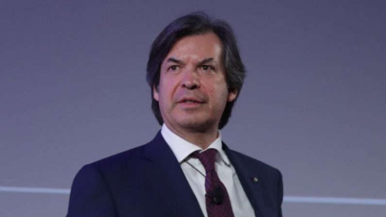 Messina (Intesa Sp) “Formazione giovani sia al centro agenda politica”
