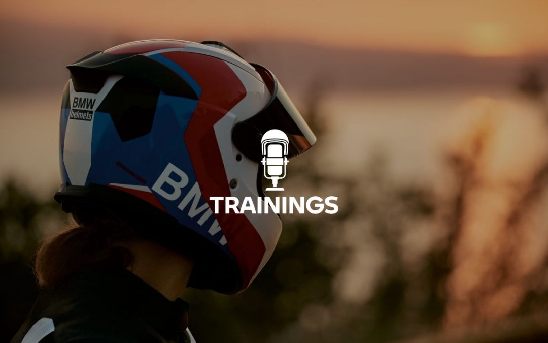 Una playlist di consigli per viaggi in moto sicuri e piacevoli