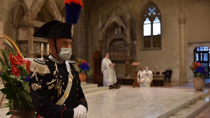 Virgo Fidelis, il Cardinale Sepe celebra la Patrona dell'Arma dei Carabinieri, la Santa Messa nella Basilica di Santa Chiara