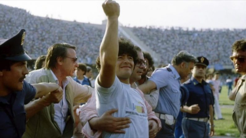 Il pallone racconta… Ecco Napoli-Roma allo stadio Maradona