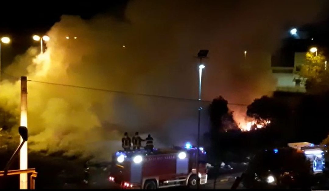 L'incendio a Vibo Valentia